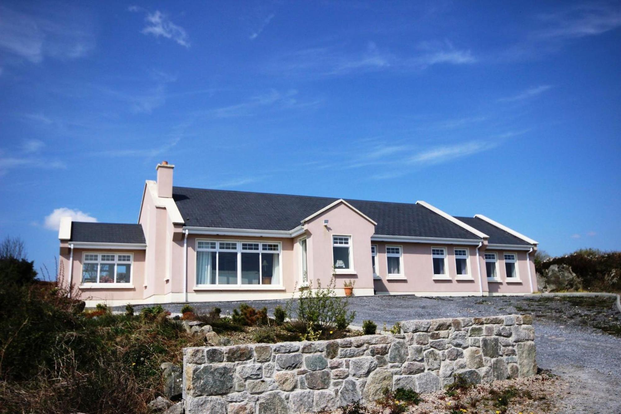 The Uplands * Spiddal
